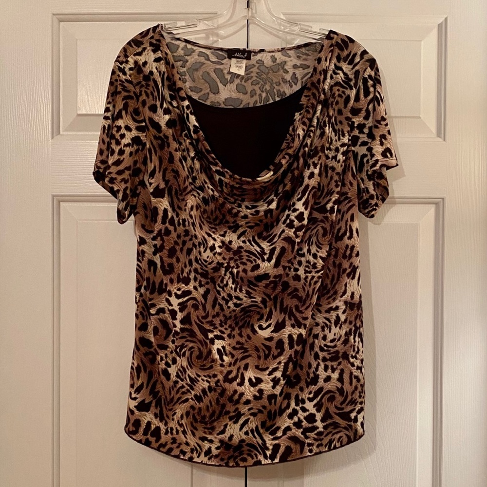 Women’s 1X blouse